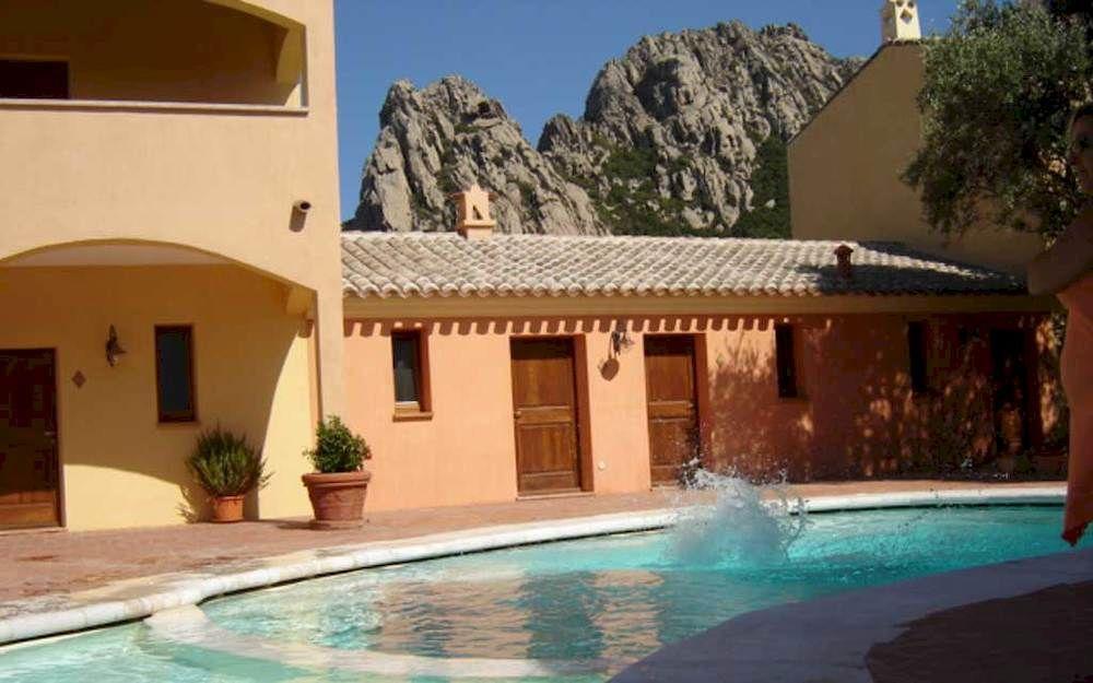 Hotel San Pantaleo Exterior photo